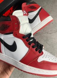 Кроссовки Nike Air Jordan 1 Mid Chicago живое фото 3