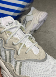 Кроссовки Adidas Ozweego White Grey живое фото 3