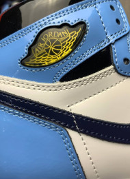 Кроссовки Nike Air Jordan 1 High Fearless UNC Chicago живое фото 4